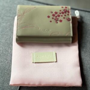 RADLEY LONDON Green and Pink Textured Wallets